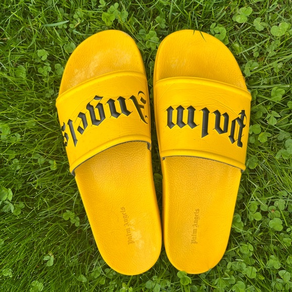 ❤️ Palm Angels yellow pool slides - men size 11 ❤️ - Picture 1 of 4